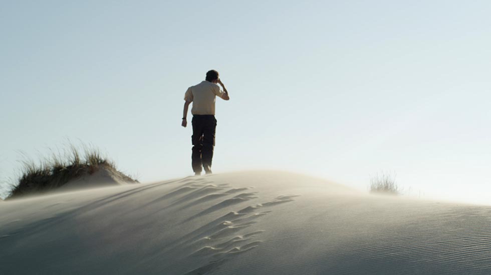 el-mar-nos-mira-de-lejos-alternativa-cinema